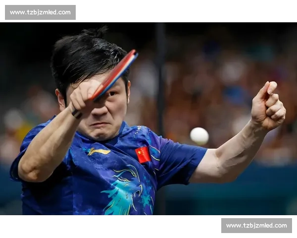 今日拳击赛激战正酣名将对决引爆赛场激情与悬念全场观众屏息以待 今日拳击赛激战正酣名将对决引爆赛场激情与悬念全场观众屏息以待